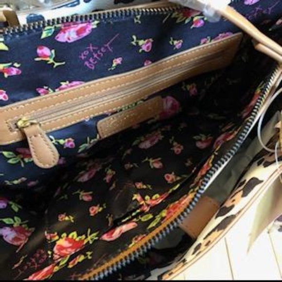 Betsey Johnson Large Satchel w/ Scarf - Picture 4 of 5